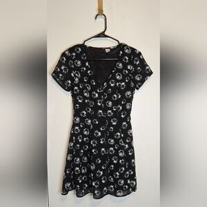 48. Y2K Floral Black Dress